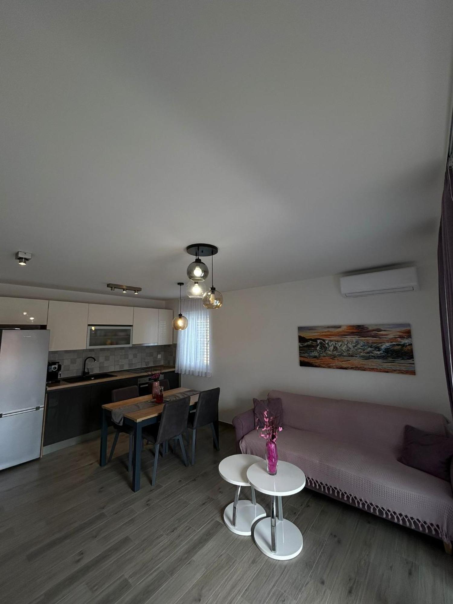 Apartments Vini Donji Seget Extérieur photo