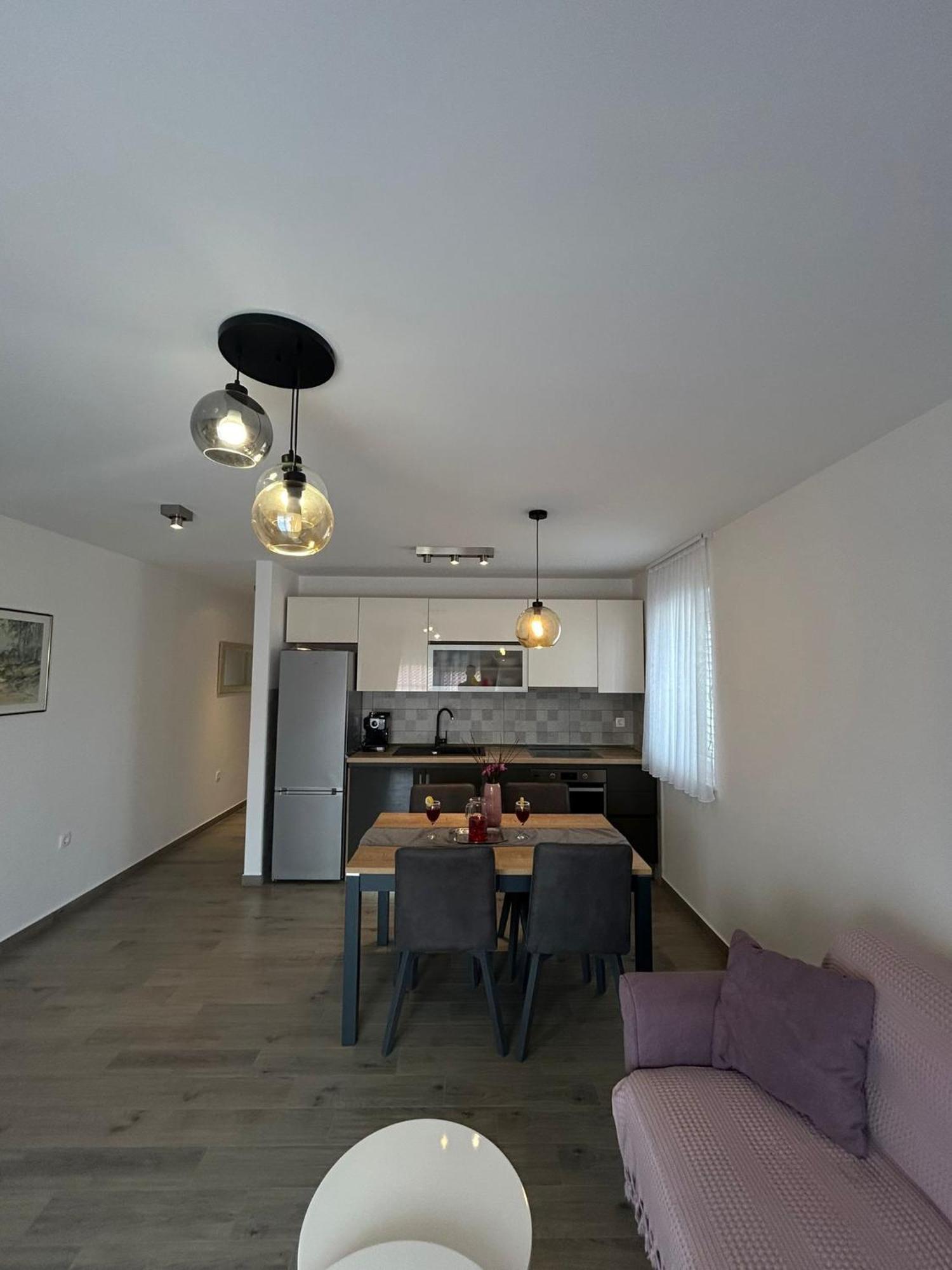 Apartments Vini Donji Seget Extérieur photo